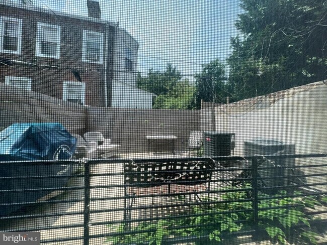 Building Photo - 1824 Ridge Ave