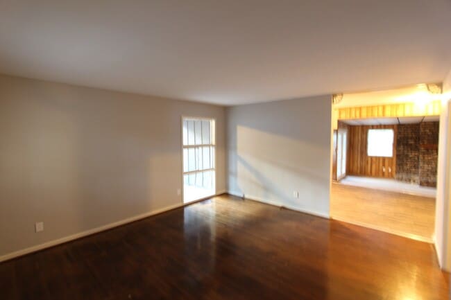 Building Photo - Great House with Fresh New Updates!!  Better Hurry!!