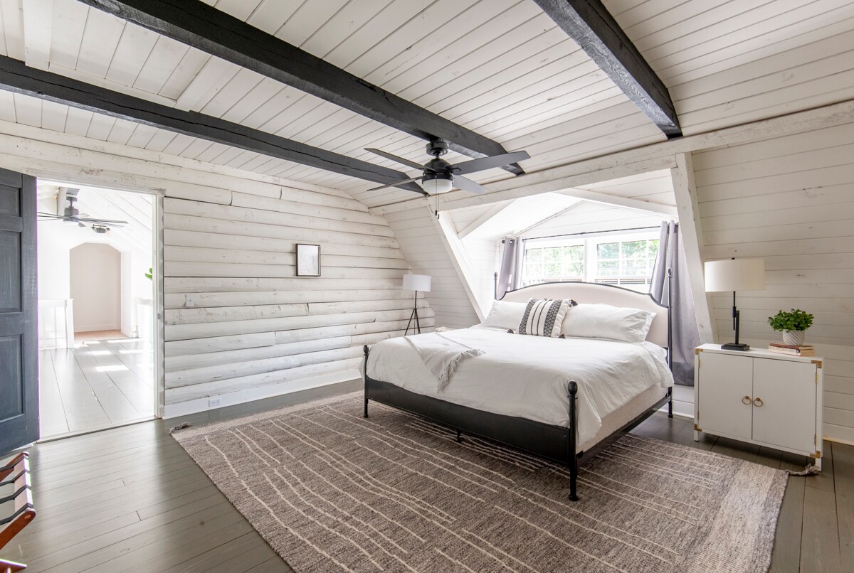 Building Photo - 1644 Dudley Mountain Rd