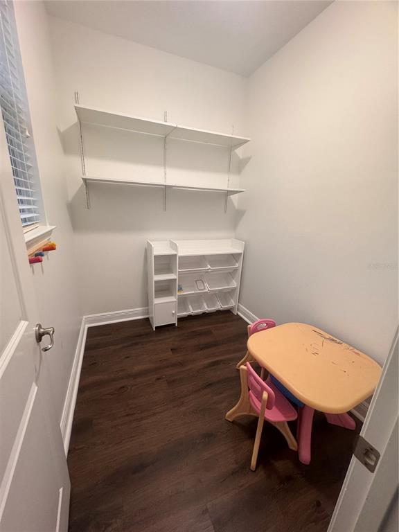 Building Photo - 11737 Verrazano Dr