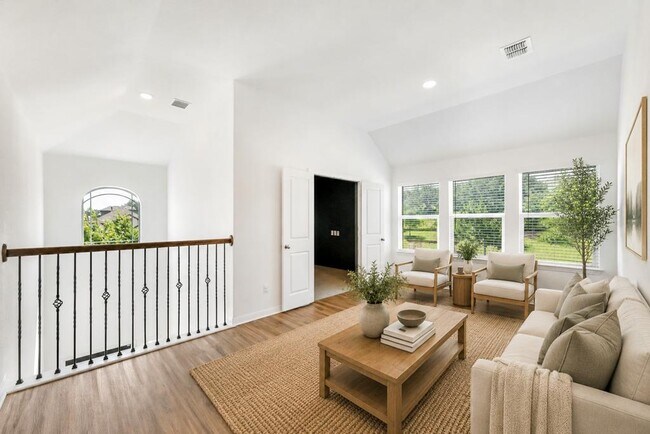Building Photo - 12201 Perritos Pl