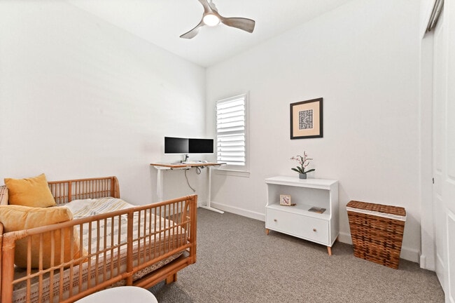 Building Photo - 9891 SW Legacy Dr