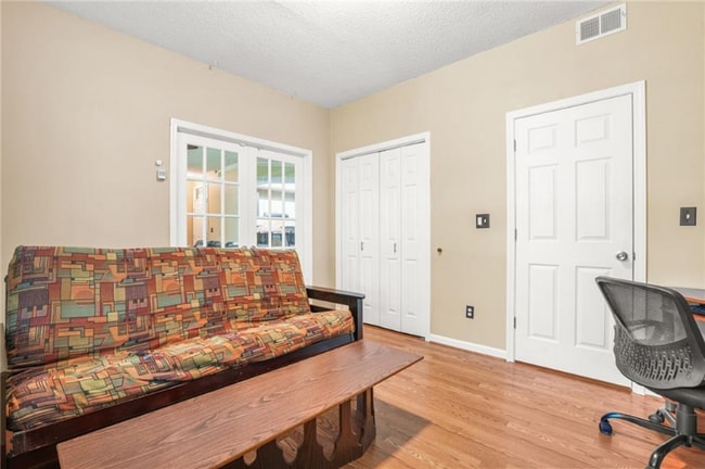 Building Photo - 539 McGill Park Ave NE