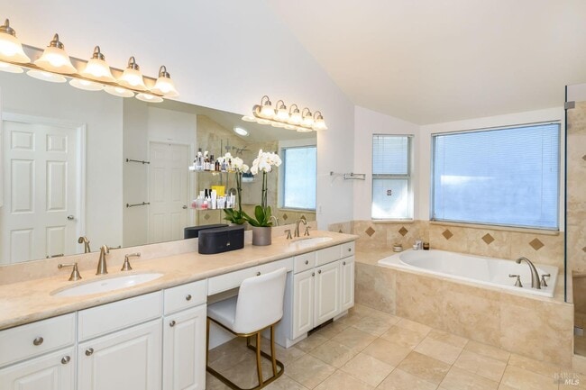 Building Photo - 13 Laurel Glen Terrace