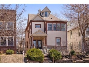 Building Photo - 2515 Lyndale Ave S