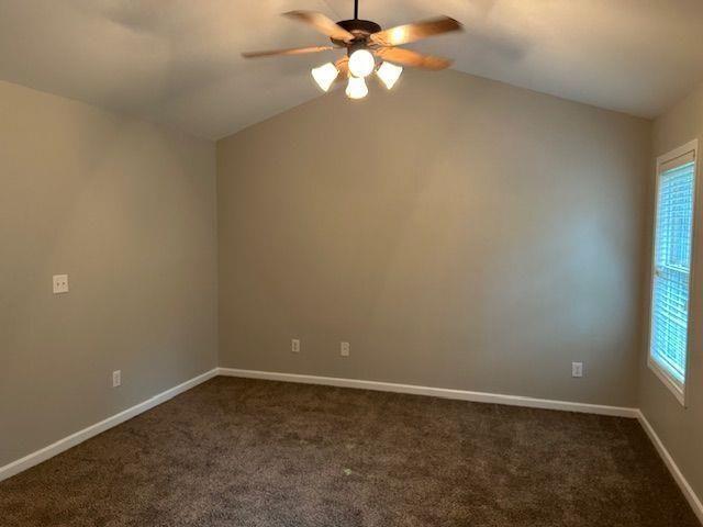 Building Photo - 6905 White Walnut Way