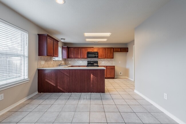 Building Photo - 6707 Topsfield Point Dr