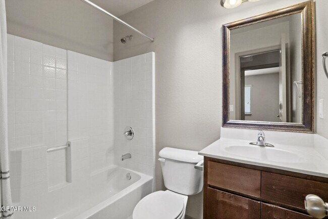 Building Photo - 4828 Guillermo Espinoza St