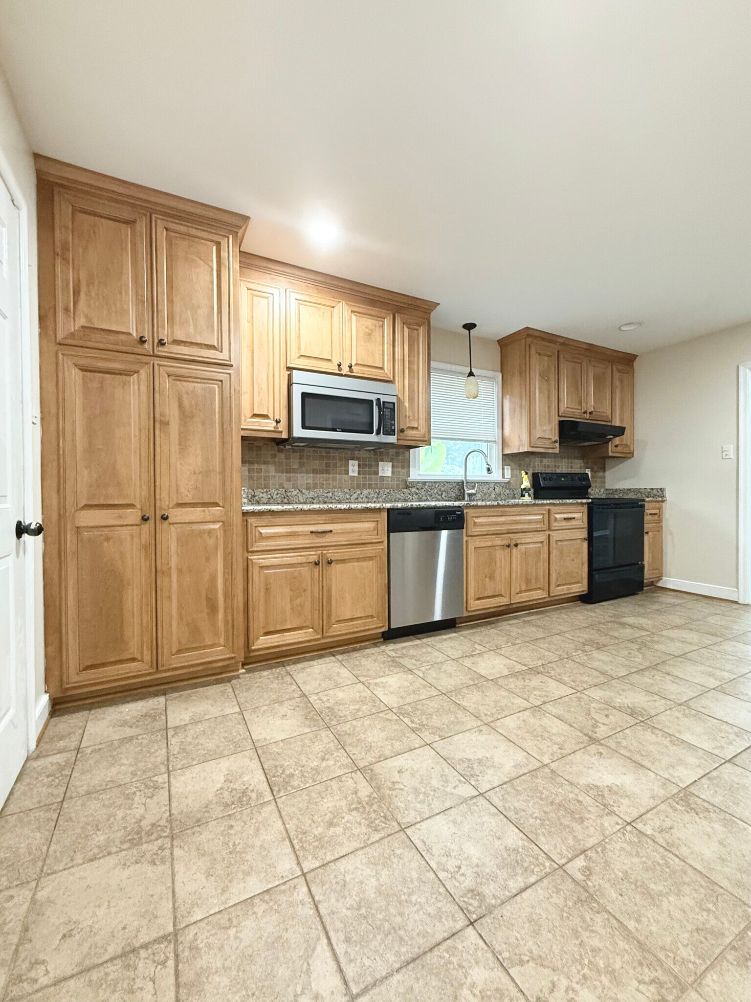 Building Photo - 1617 Chevelle Dr