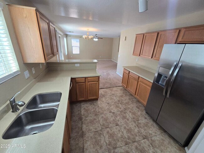 Building Photo - 6072 S Tucana Ln