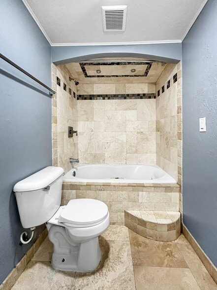 Building Photo - 3675 Prudence Dr