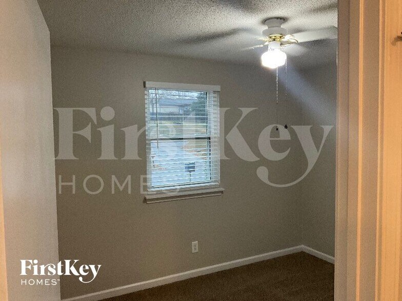 Building Photo - 181 Whitehall Dr