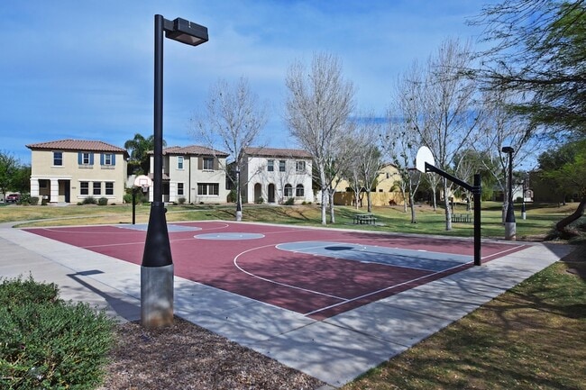 Building Photo - 4757 E Woodside Way