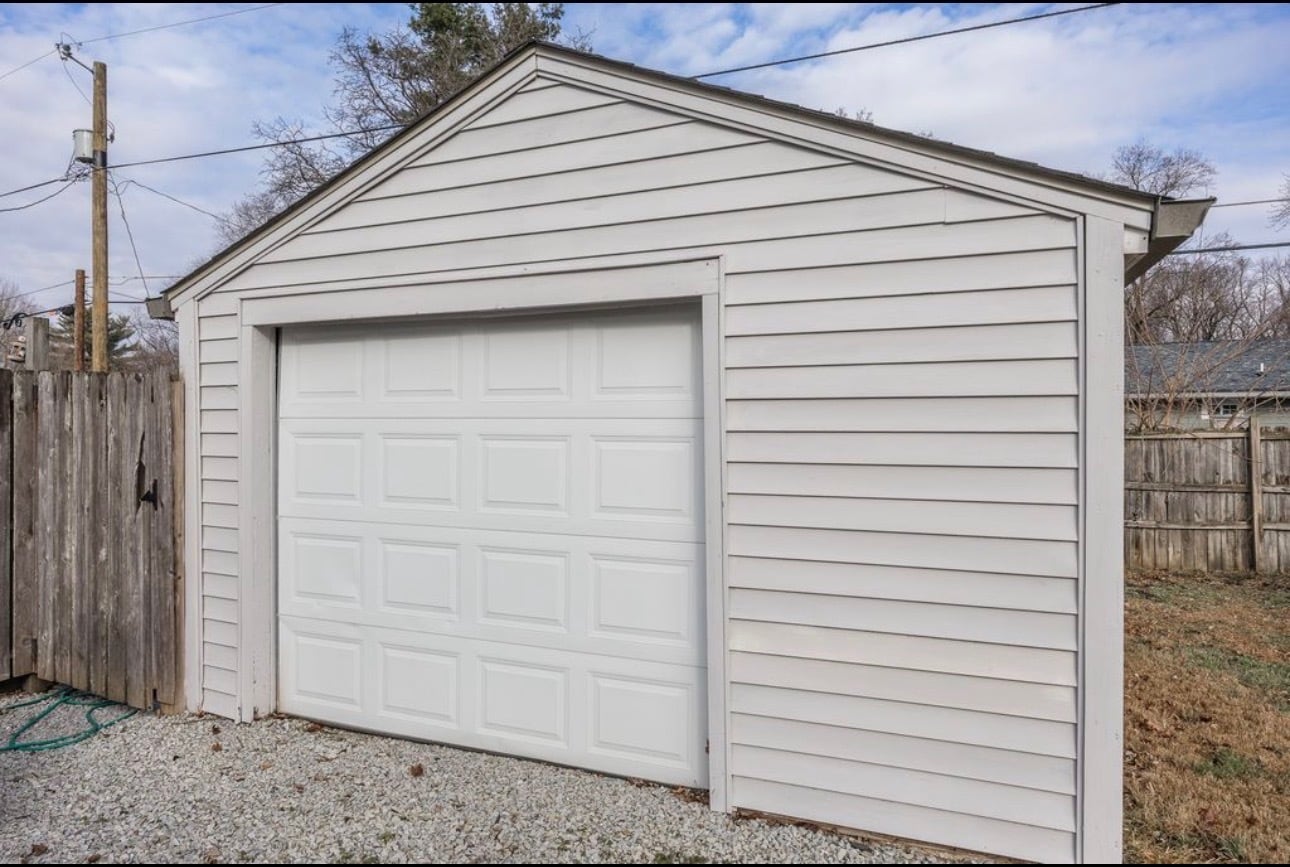 Building Photo - 2006 Randall Rd