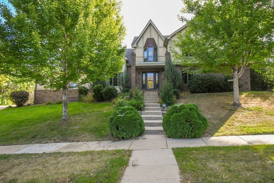 Primary Photo - 4404 S Yellowstone Ln