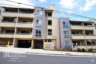 Building Photo - Bright & Spacious 1-Bedroom in Prime Oakla...