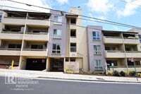 Building Photo - Bright & Spacious 1-Bedroom in Prime Oakla...