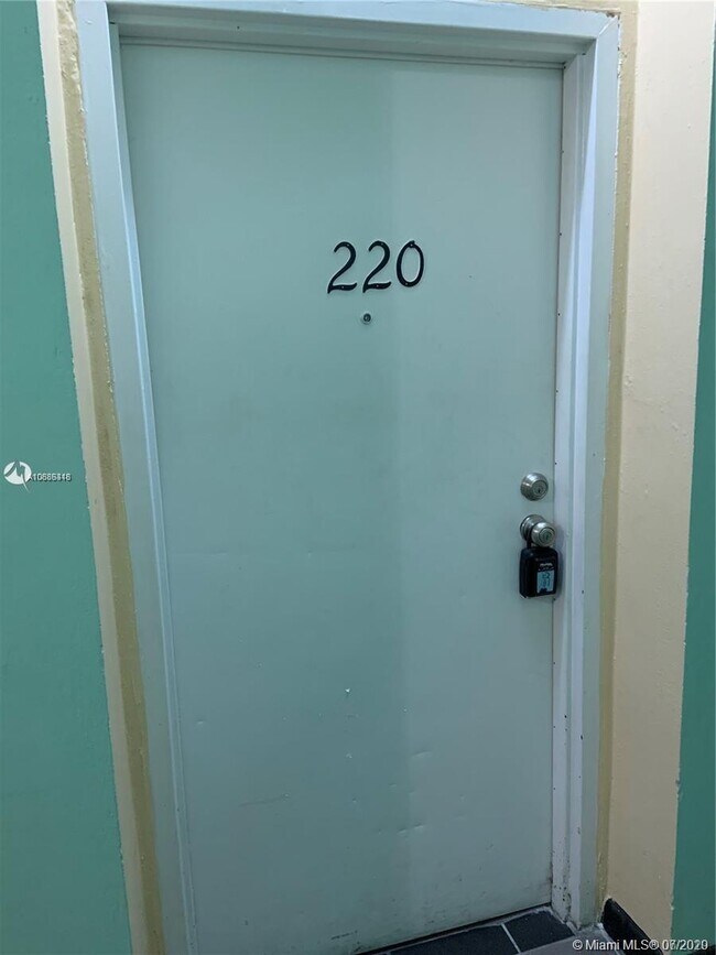 Building Photo - 7400 W 20th Ave