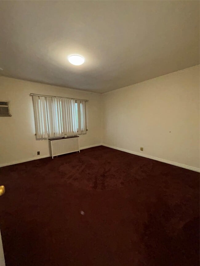 Building Photo - 58-24 80th St