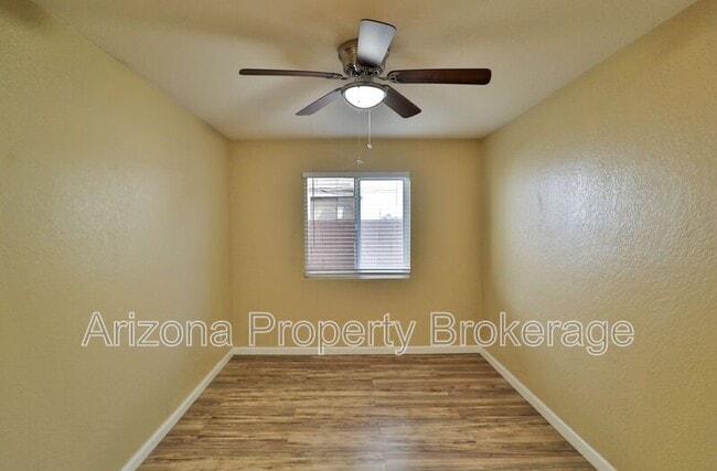Building Photo - 601 W Rio Salado Pkwy