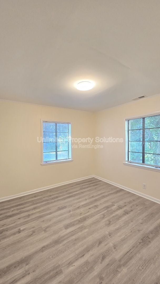 Building Photo - 4936 Wrightsville Ave