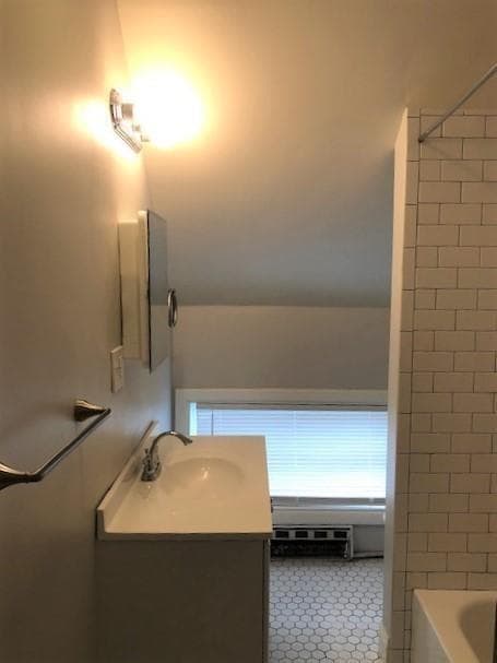 Building Photo - 22-22 10th St