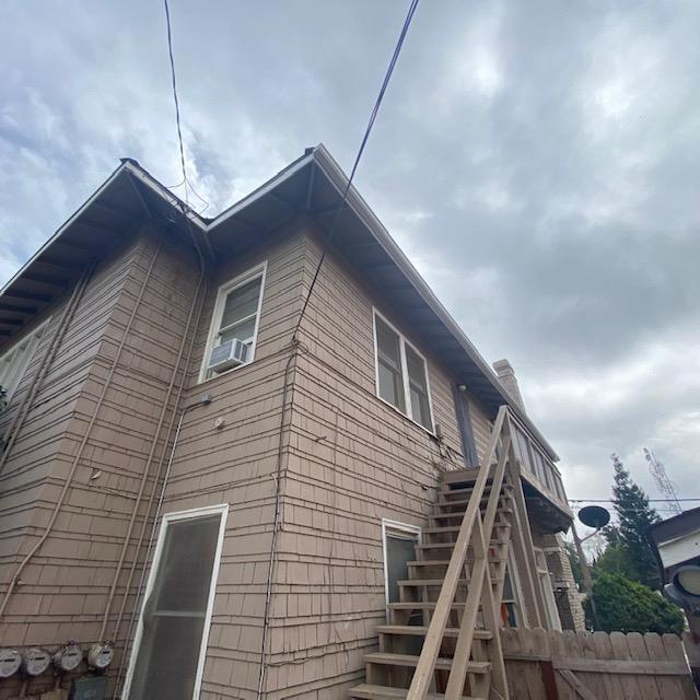 Building Photo - 1143 E Olive Ave