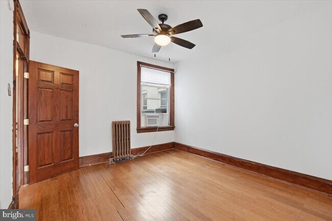 Building Photo - 3009 11th St NW