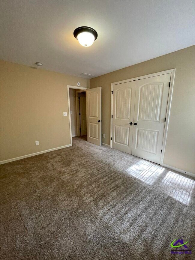 Building Photo - 108 Dog Fennel Ln