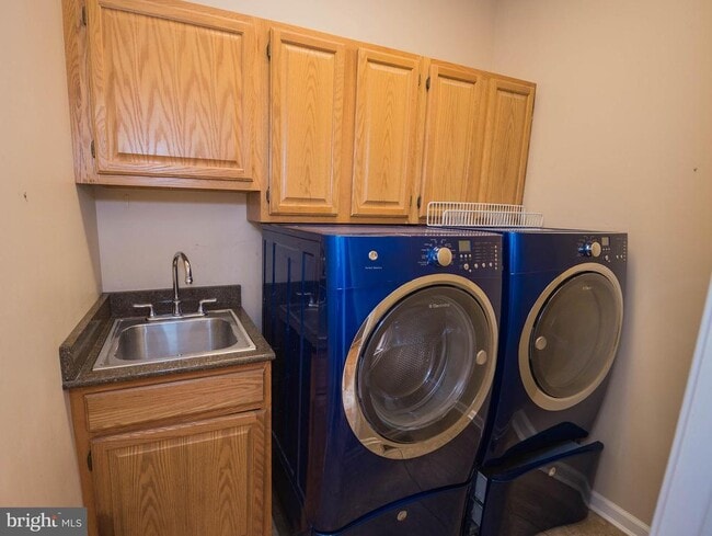 Building Photo - 5482 Royal Mile Blvd