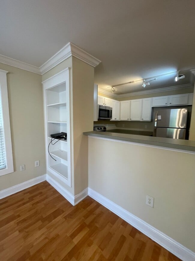 Building Photo - 07-212 Warrior