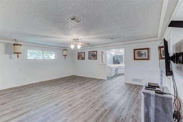 Building Photo - 604 McCoy Dr