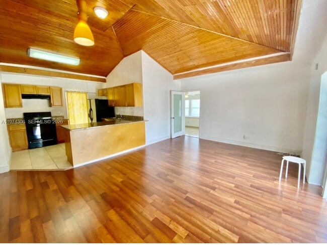 Building Photo - 2402 NW 42nd St