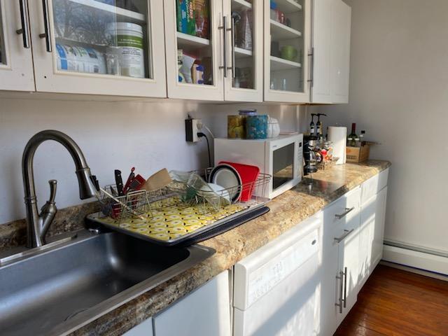 Newly finished kitchen - 523 E State St