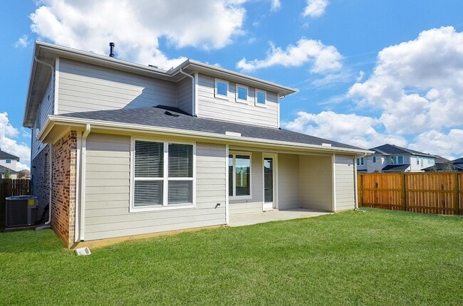 Building Photo - 29203 Pikes Peak Dr