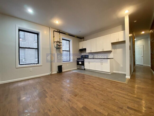 Primary Photo - 100 Audubon Avenue
