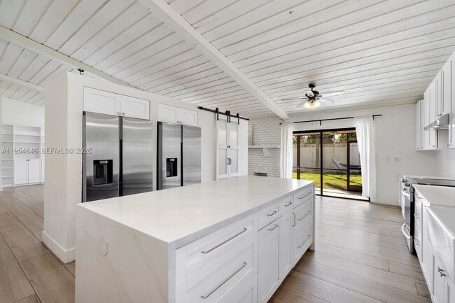 Building Photo - 7380 NW 44th Ct