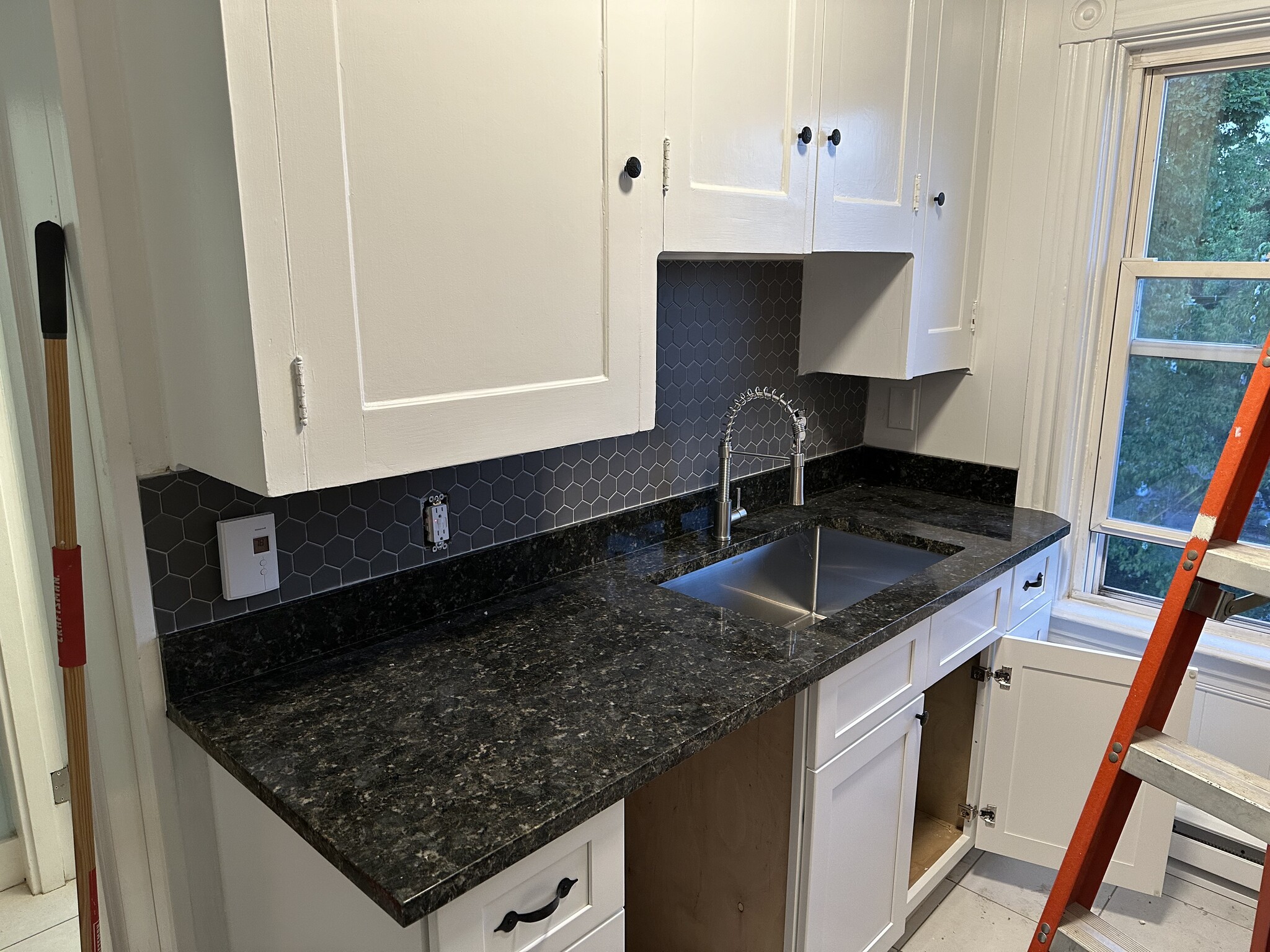 Kitchen - 10 Garden St