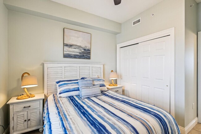 Building Photo - 8715 Surf Dr