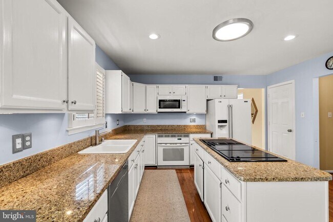 Building Photo - 12127 Eddyspark Dr