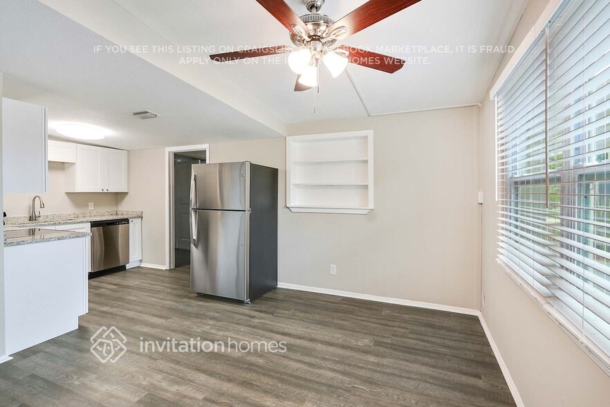 Building Photo - 11659 106th St