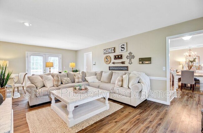 Building Photo - 109 Fort St