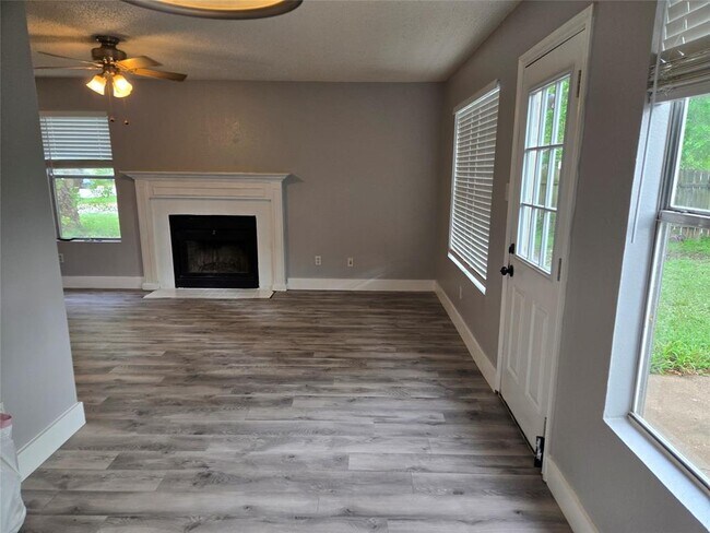 Building Photo - 10001 Parliament House Rd