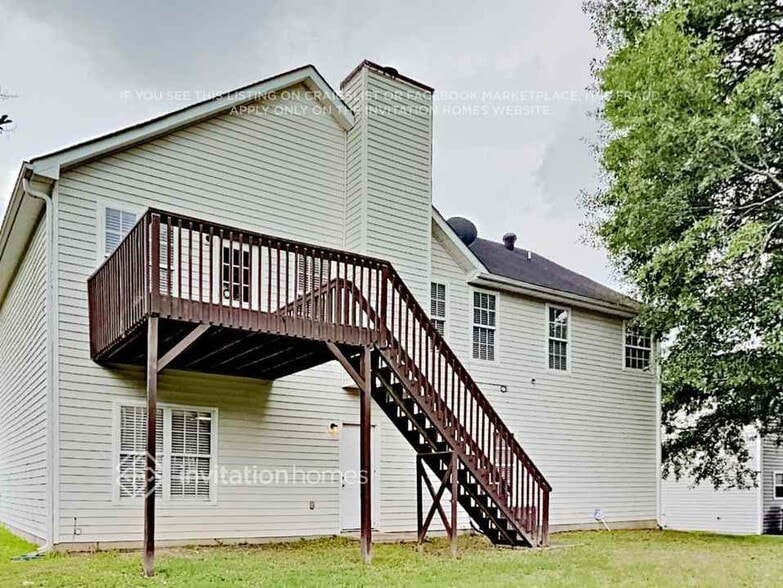 Building Photo - 5890 Graywood Cir SE