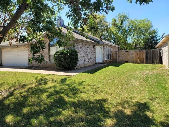 Primary Photo - 7320 Nantucket Dr