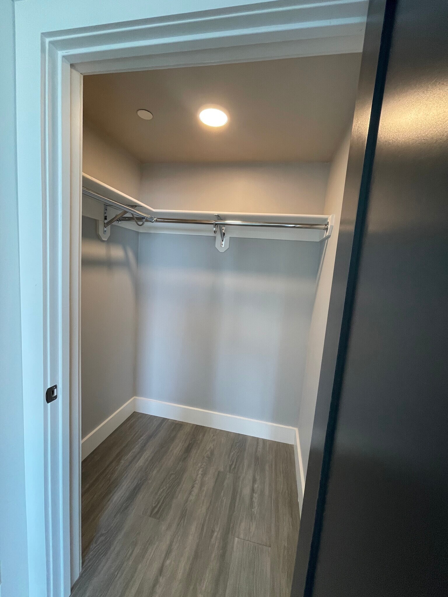 Building Photo - 367 Western Ave