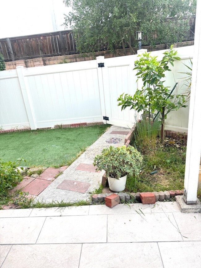 Building Photo - 8463 De Soto Ave