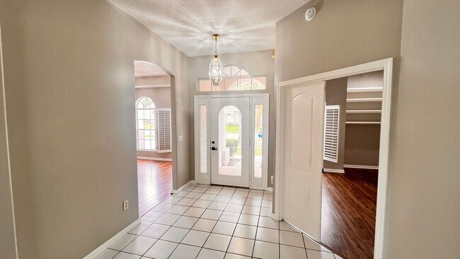 Building Photo - Spacious 4BR Home in Winter Springs | 2,874 Sq Ft | Pet-Friendly | Near Park & Playground