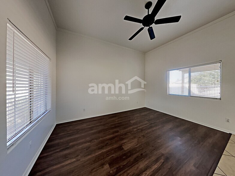 Building Photo - 17522 W Calavar Rd