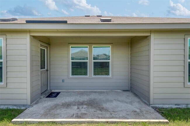 Building Photo - 421 Bluejack Wy